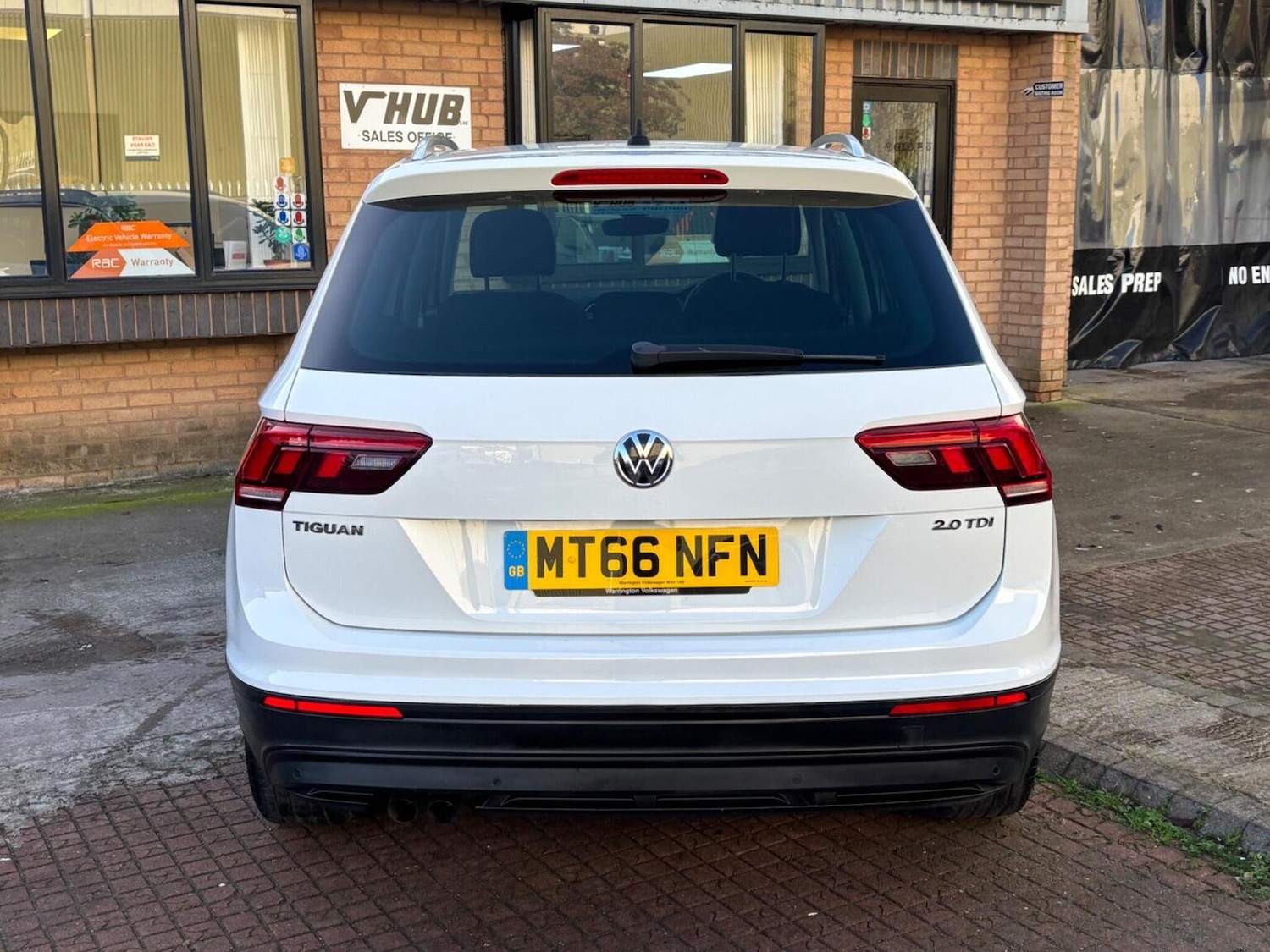 Used Volkswagen Tiguan 2016 for sale - 76877573: Photo 10