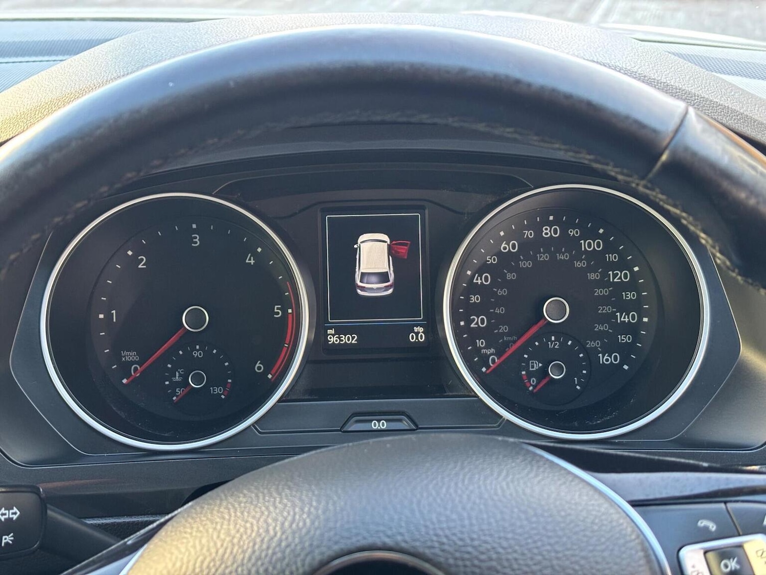 Used Volkswagen Tiguan 2016 for sale - 76877573: Photo 26