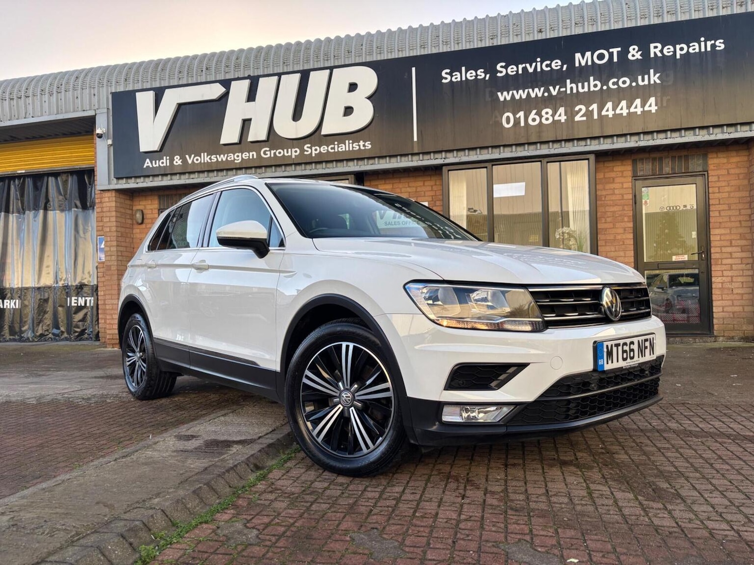 Used Volkswagen Tiguan 2016 for sale - 76877573: Photo 5