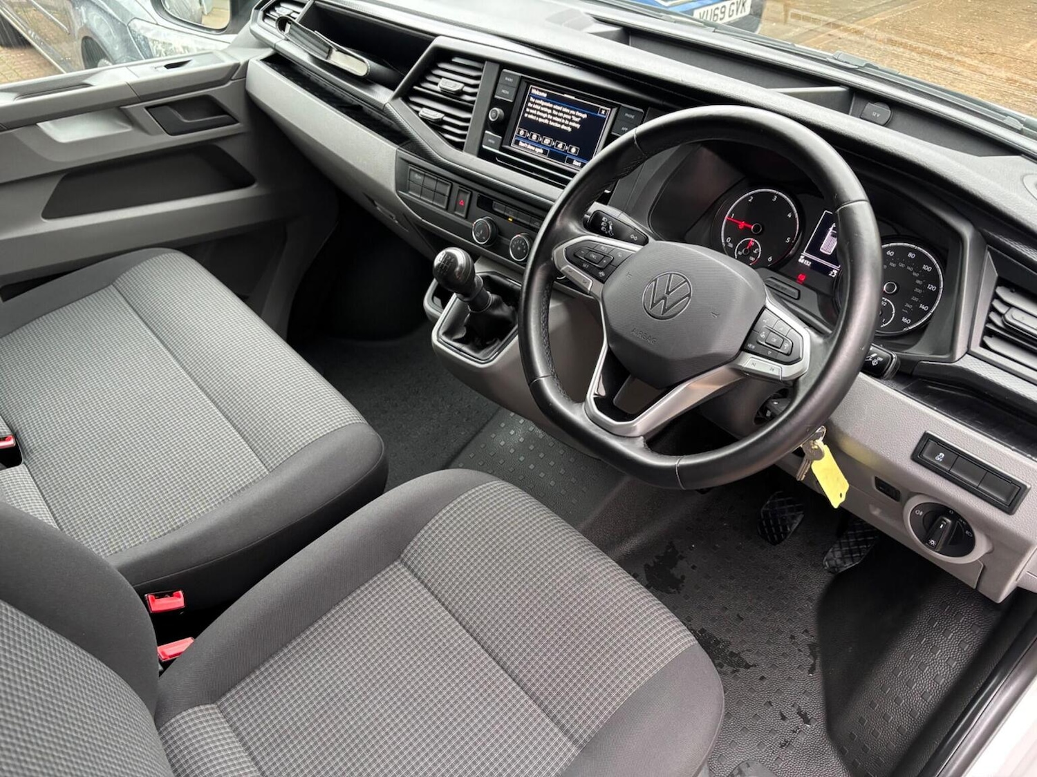 Used Volkswagen Transporter 2022 for sale - 76430869: Photo 10