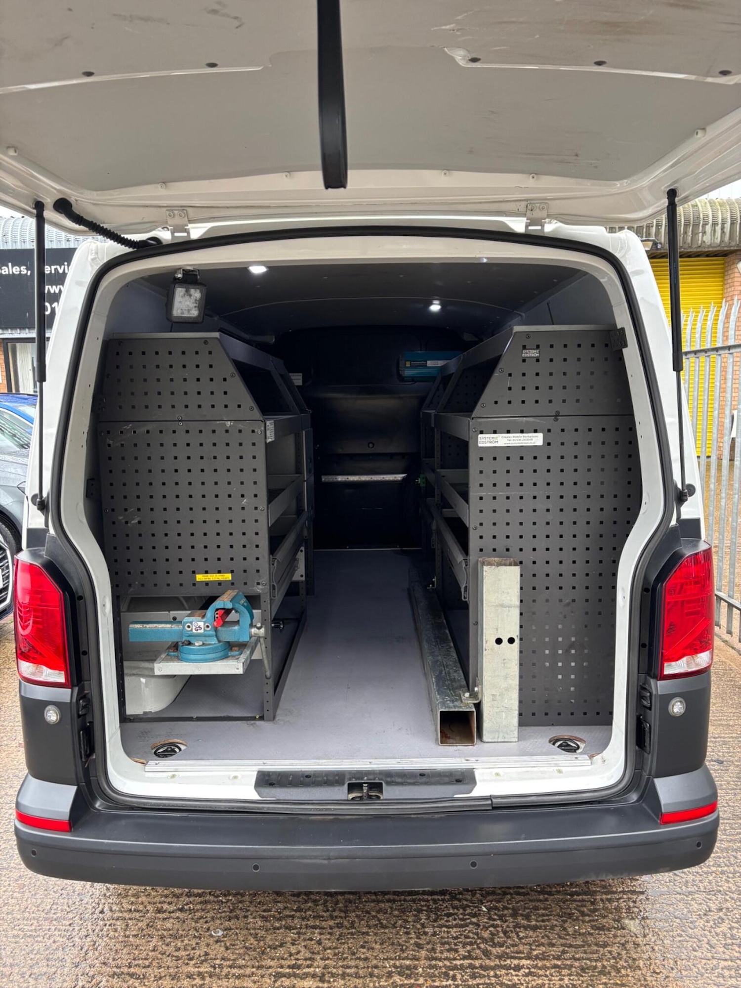 Used Volkswagen Transporter 2022 for sale - 76430869: Photo 26