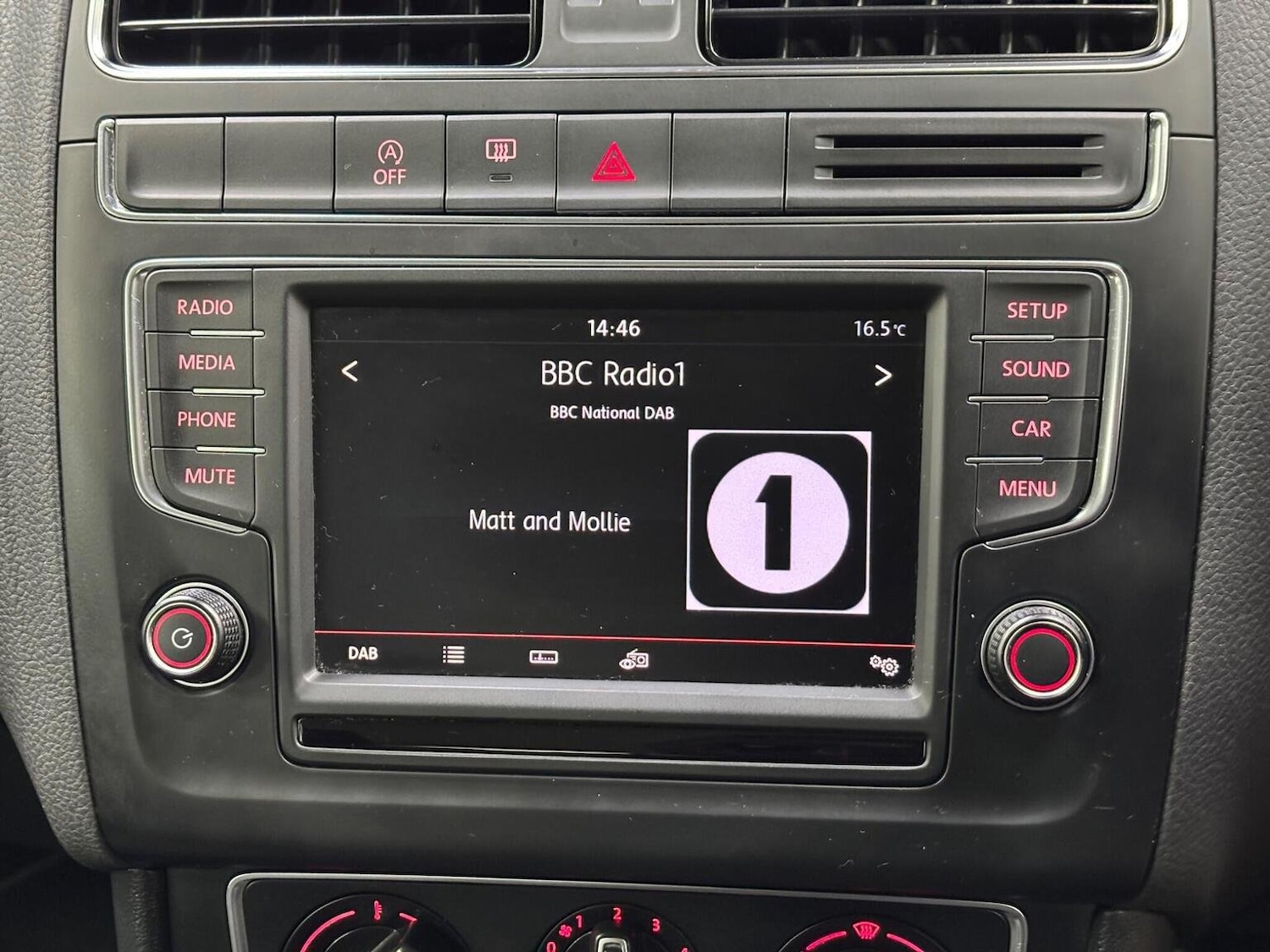 Used Volkswagen Polo 2015 for sale - 76324793: Photo 23