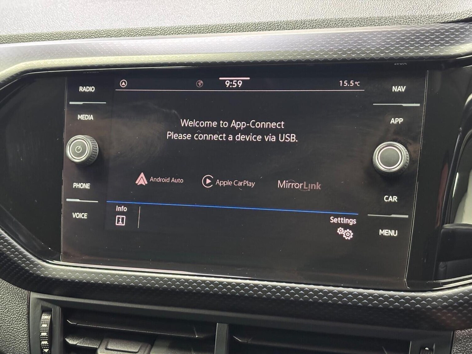 Used Volkswagen T-Cross 2020 for sale - 76324794: Photo 24
