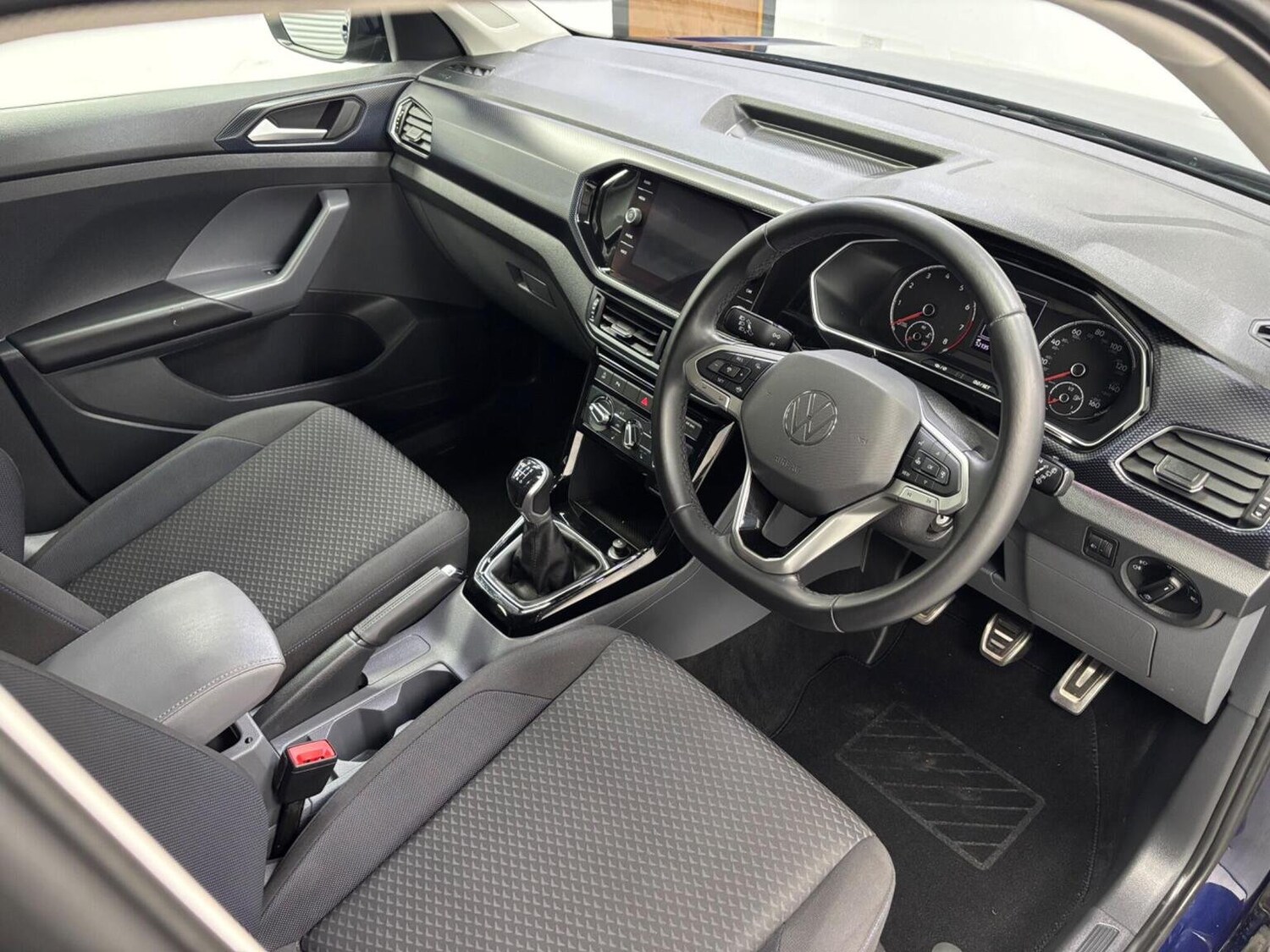 Used Volkswagen T-Cross 2020 for sale - 76324794: Photo 8