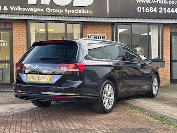 Used Volkswagen Passat 2019 for sale - 76662686: Photo