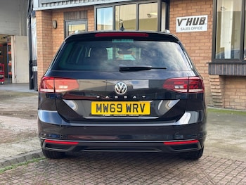 Used Volkswagen Passat 2019 for sale - 76662686: Photo