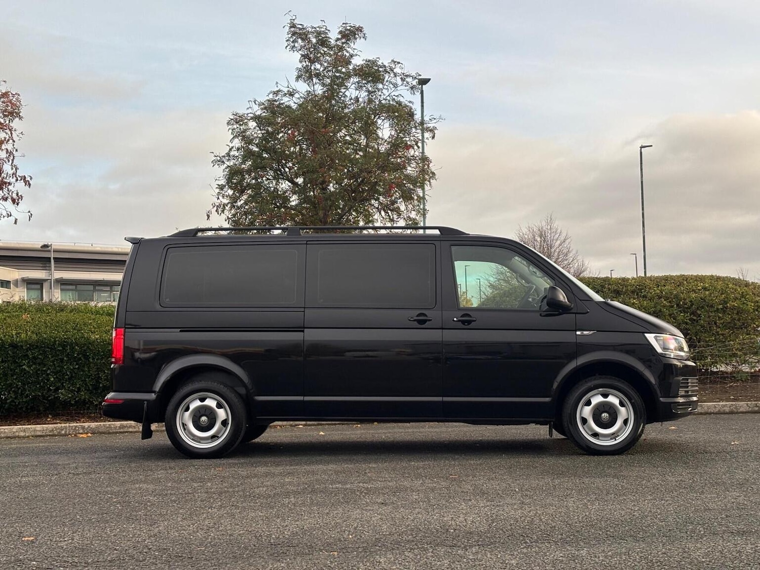 Used Volkswagen Transporter Shuttle 2019 for sale - 76324739: Photo 14