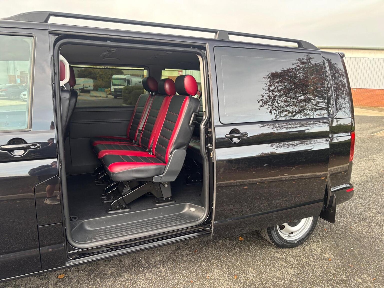 Used Volkswagen Transporter Shuttle 2019 for sale - 76324739: Photo 19
