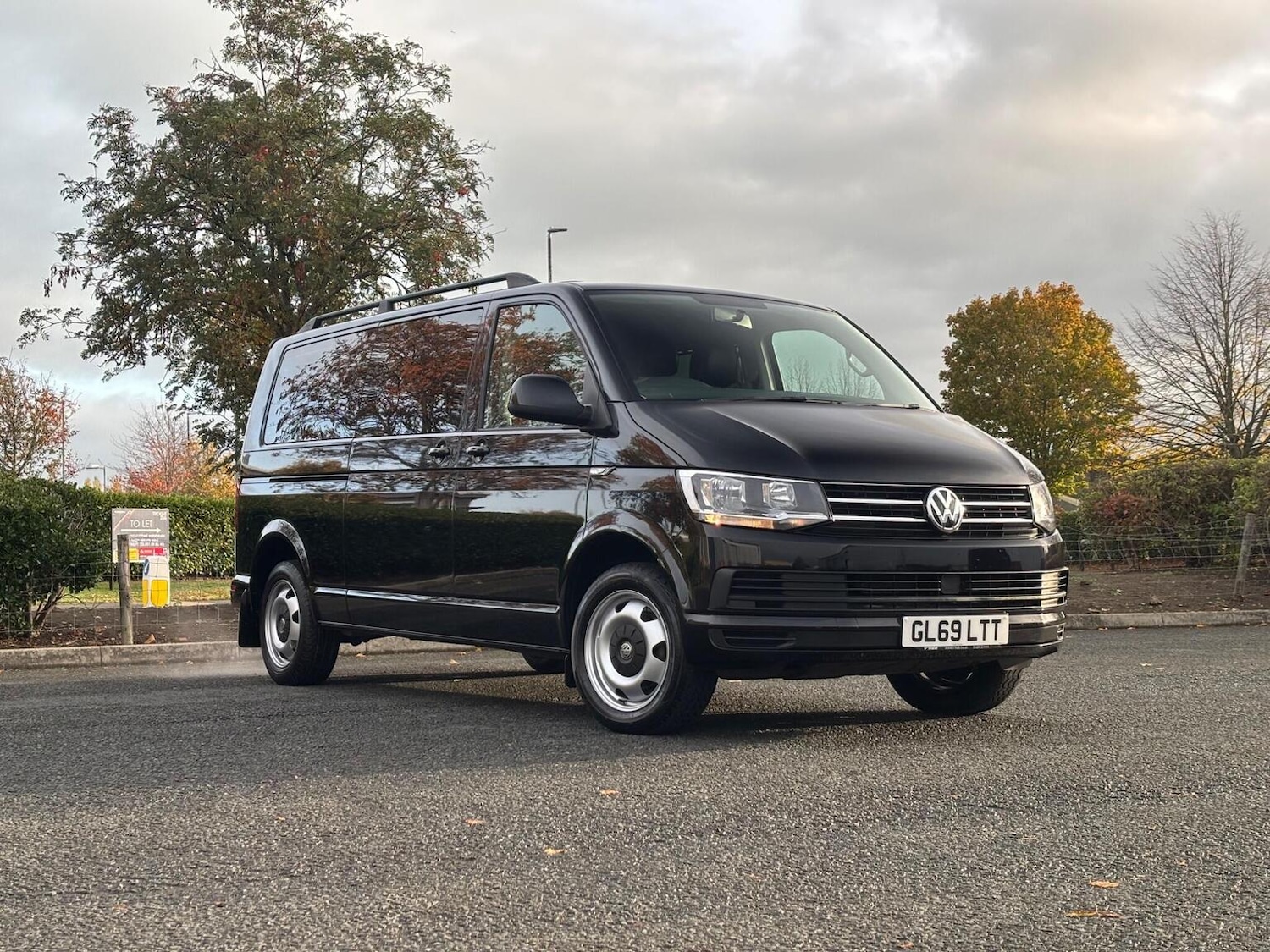Used Volkswagen Transporter Shuttle 2019 for sale - 76324739: Photo 3