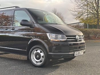 Used Volkswagen Transporter Shuttle 2019 for sale - 76324739: Photo