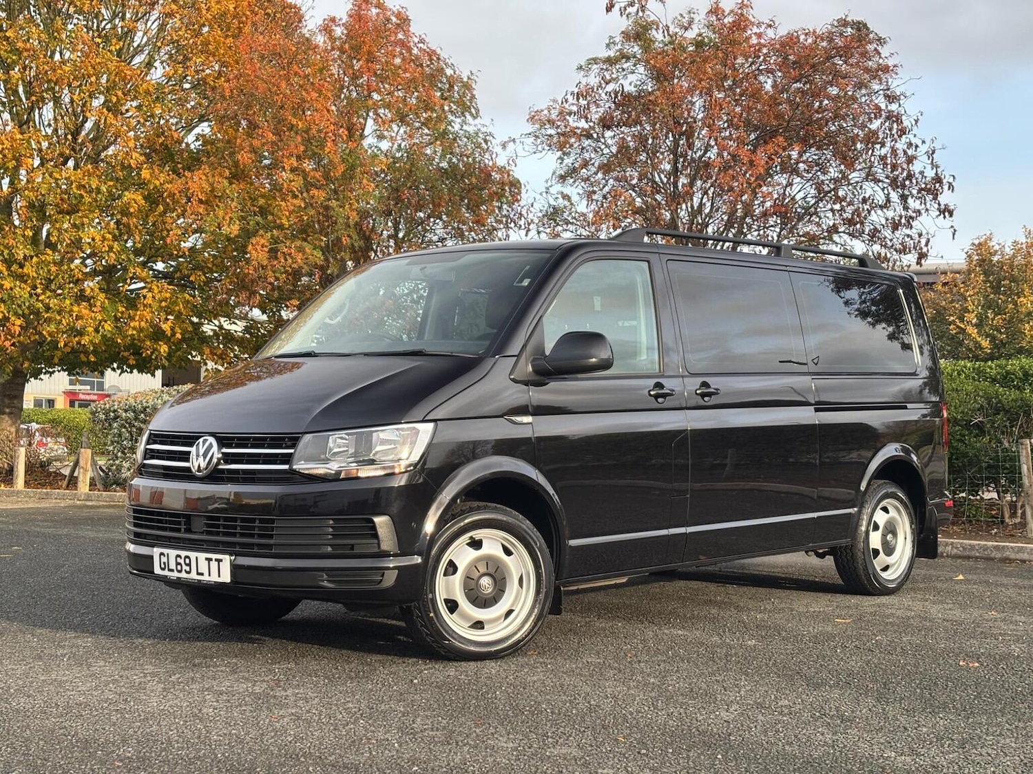 Used Volkswagen Transporter Shuttle 2019 for sale - 76324739: Photo 8
