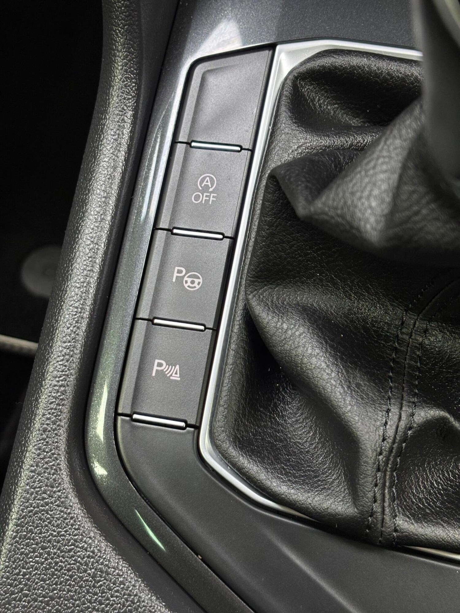 Used Volkswagen Tiguan 2020 for sale - 76324727: Photo 23