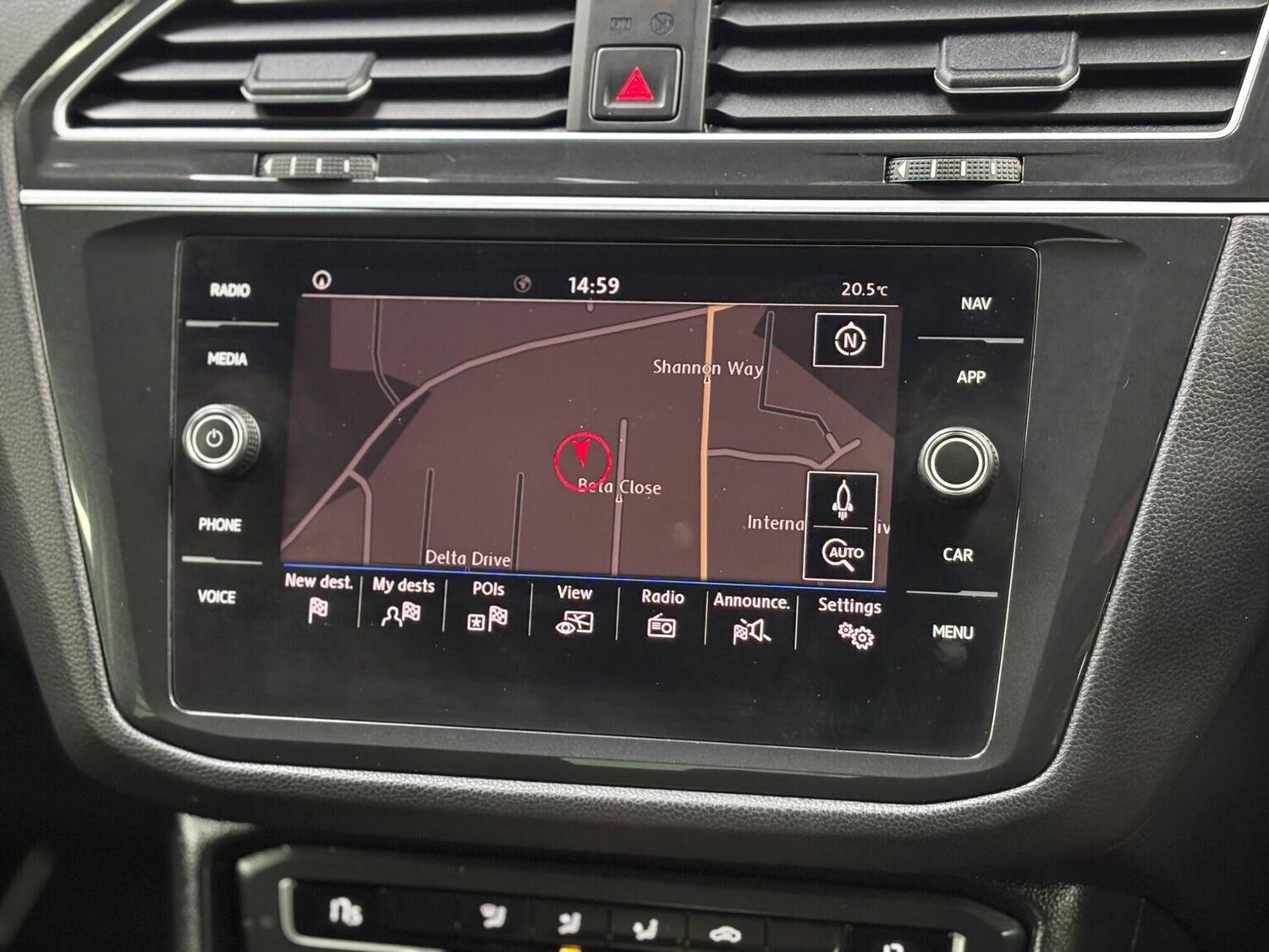 Used Volkswagen Tiguan 2020 for sale - 76324727: Photo 30