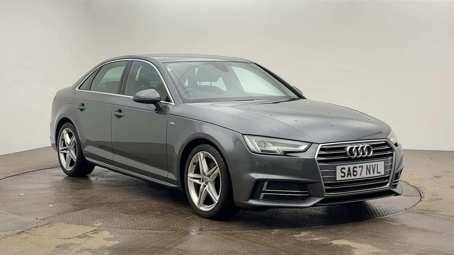 Used Audi A4 2017 for sale - 76837014: Photo 1