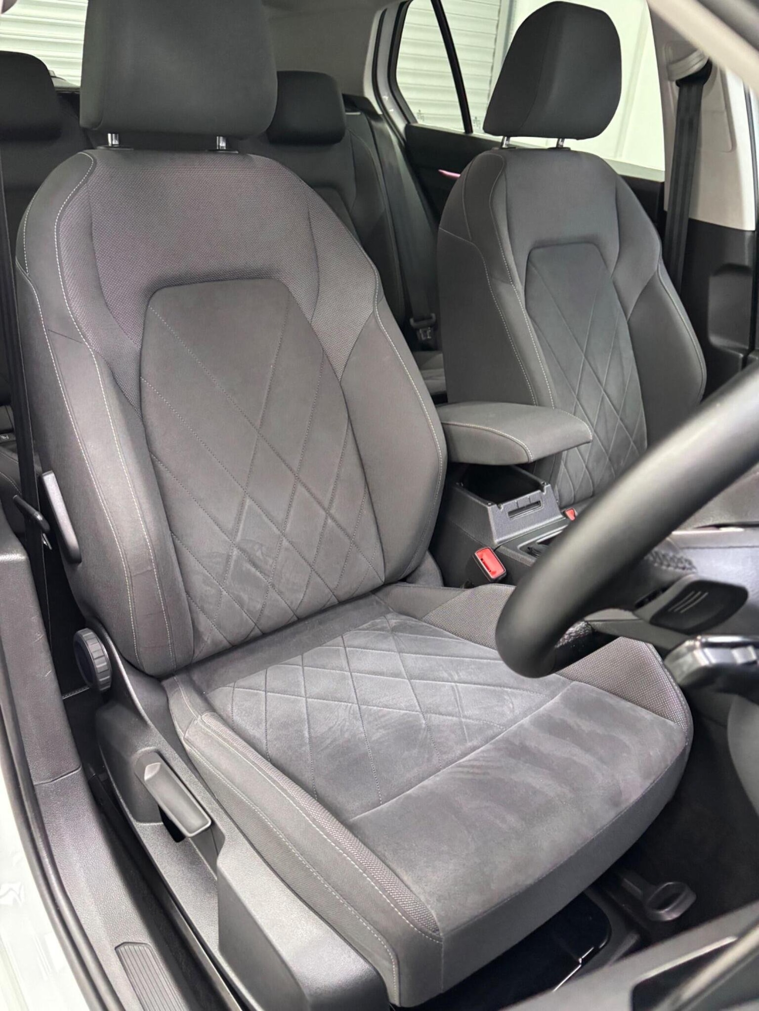 Used Volkswagen Golf 2020 for sale - 76324858: Photo 10