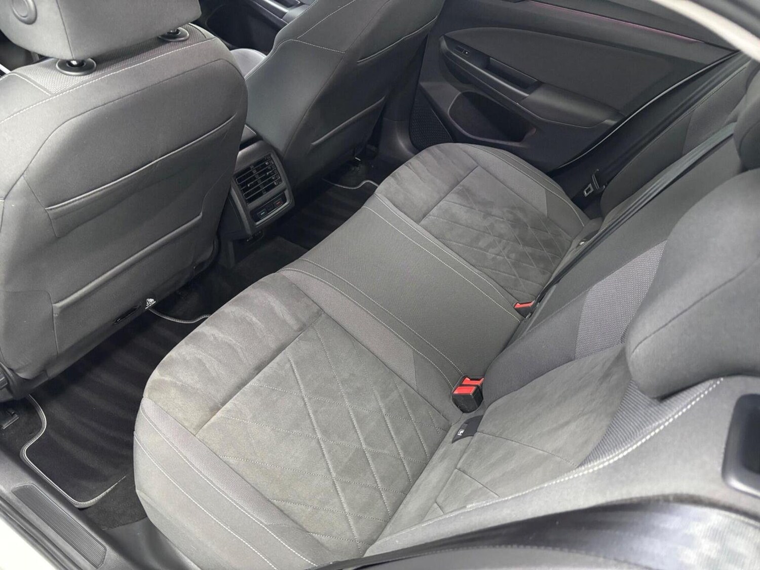 Used Volkswagen Golf 2020 for sale - 76324858: Photo 14