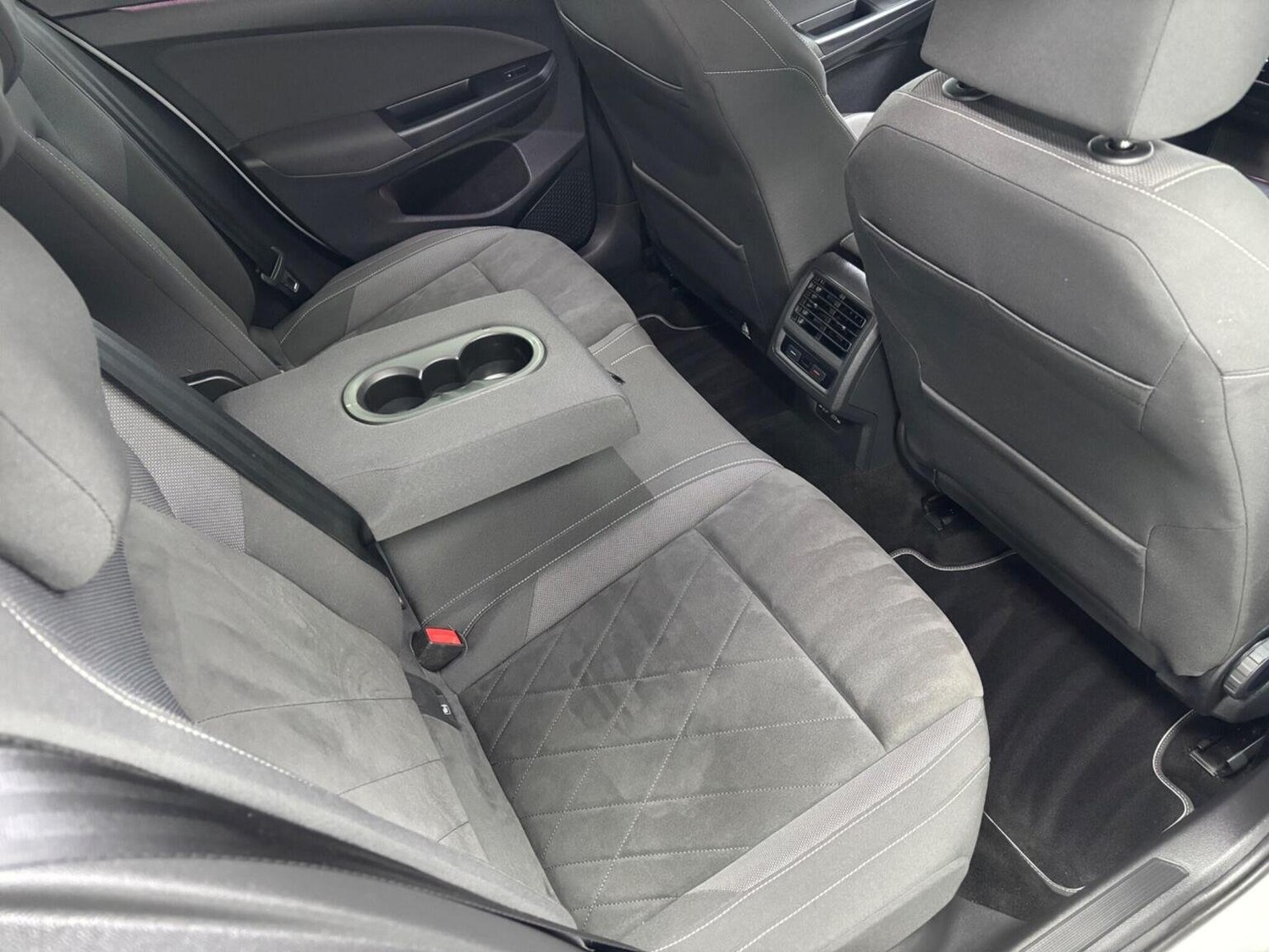 Used Volkswagen Golf 2020 for sale - 76324858: Photo 15