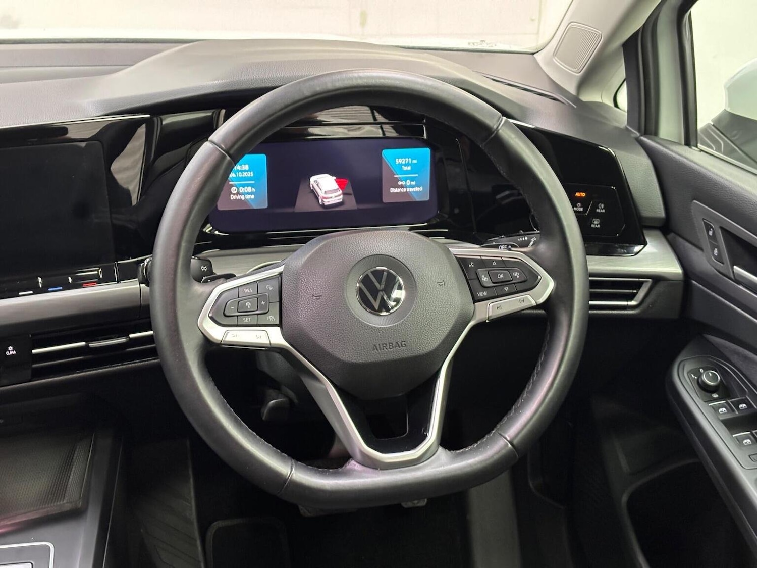 Used Volkswagen Golf 2020 for sale - 76324858: Photo 18