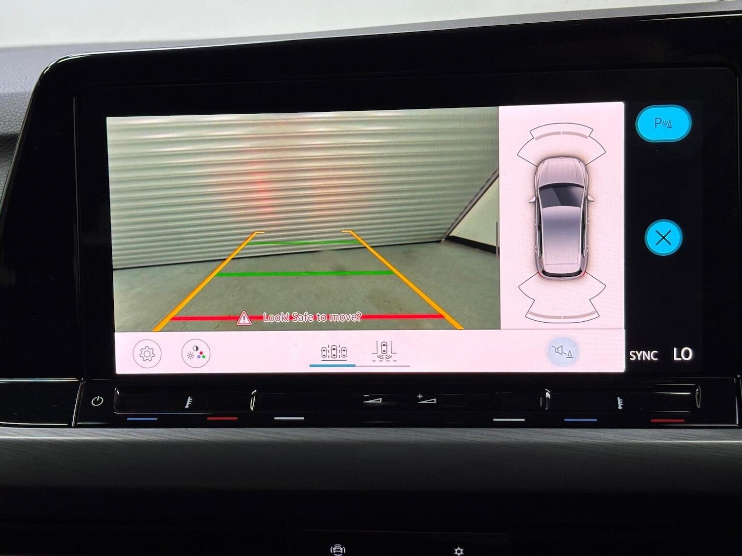 Used Volkswagen Golf 2020 for sale - 76324858: Photo 25