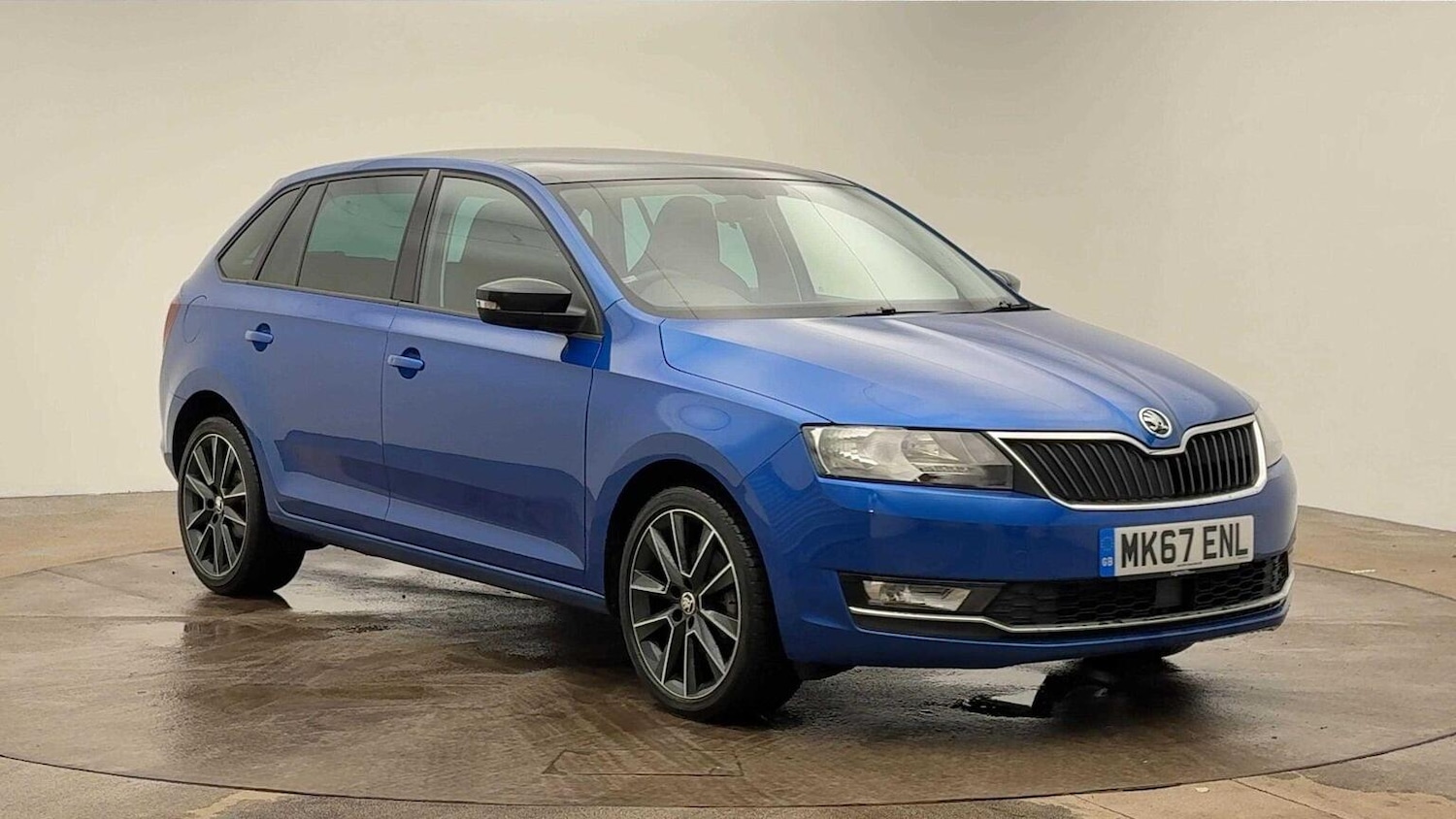 Used Skoda Rapid Spaceback 2017 for sale - 76699245: Photo 2