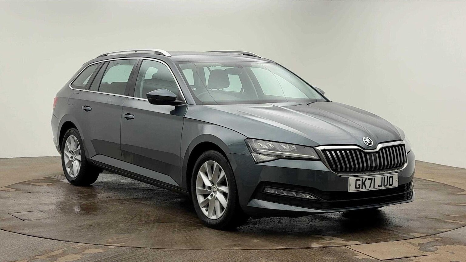 Used Skoda Superb 2021 for sale - 76884930: Photo 1