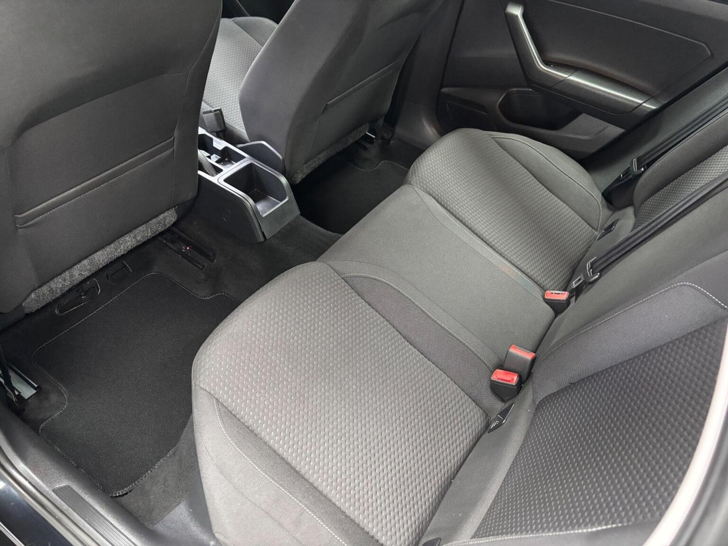 Used Volkswagen Polo 2018 for sale - 76324866: Photo 13