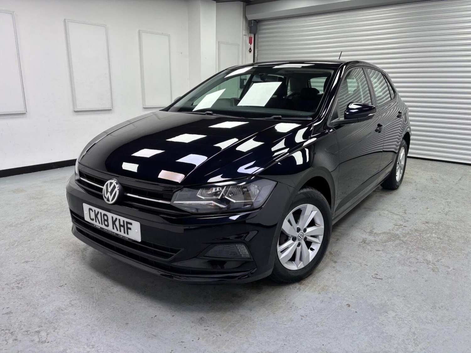 Used Volkswagen Polo 2018 for sale - 76324866: Photo 2