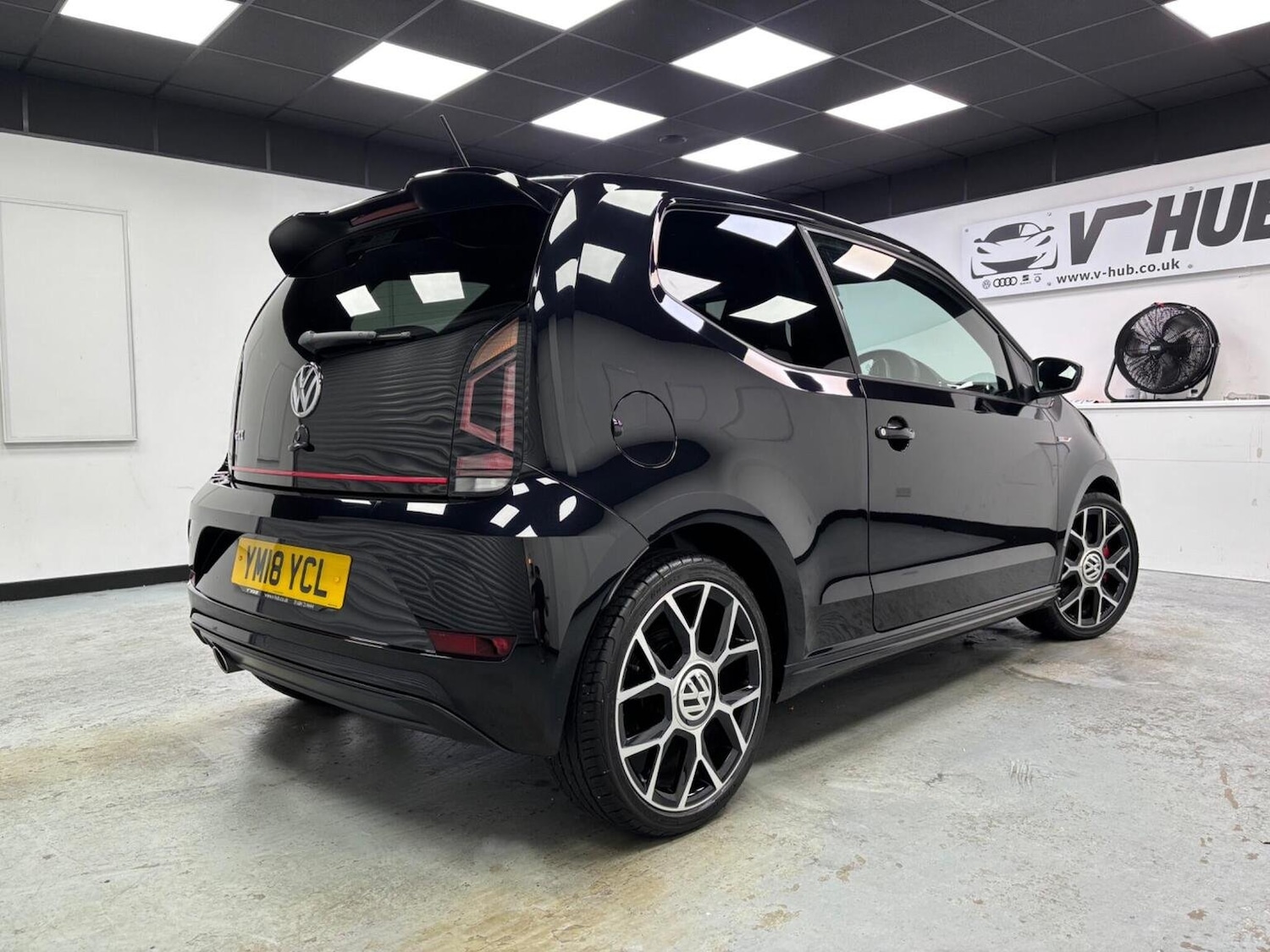 Used Volkswagen up! 2018 for sale - 76358215: Photo 6