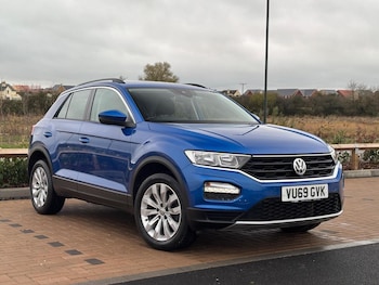 Used Volkswagen T-Roc 2019 for sale - 76476931: Photo