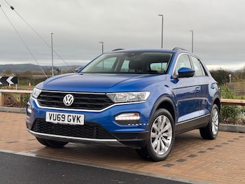 Used Volkswagen T-Roc 2019 for sale - 76476931: Photo