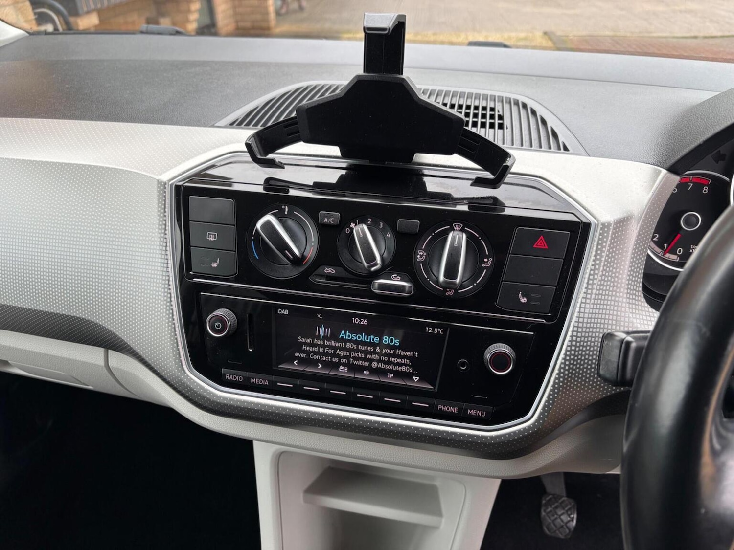 Used Volkswagen up! 2018 for sale - 76483002: Photo 13