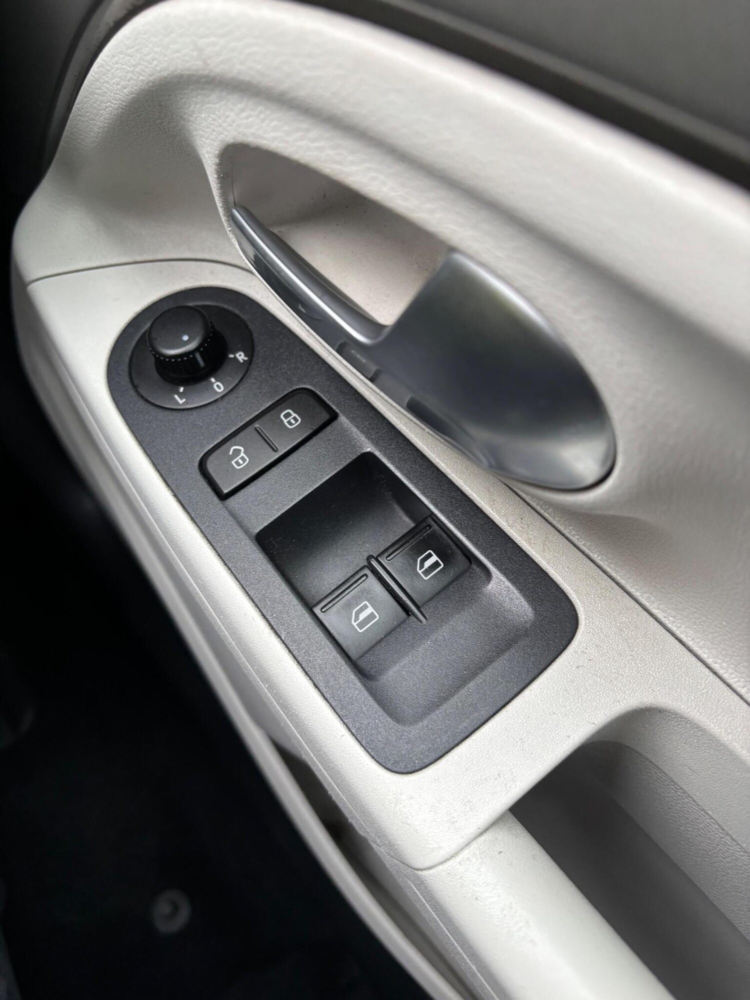 Used Volkswagen up! 2018 for sale - 76483002: Photo 17