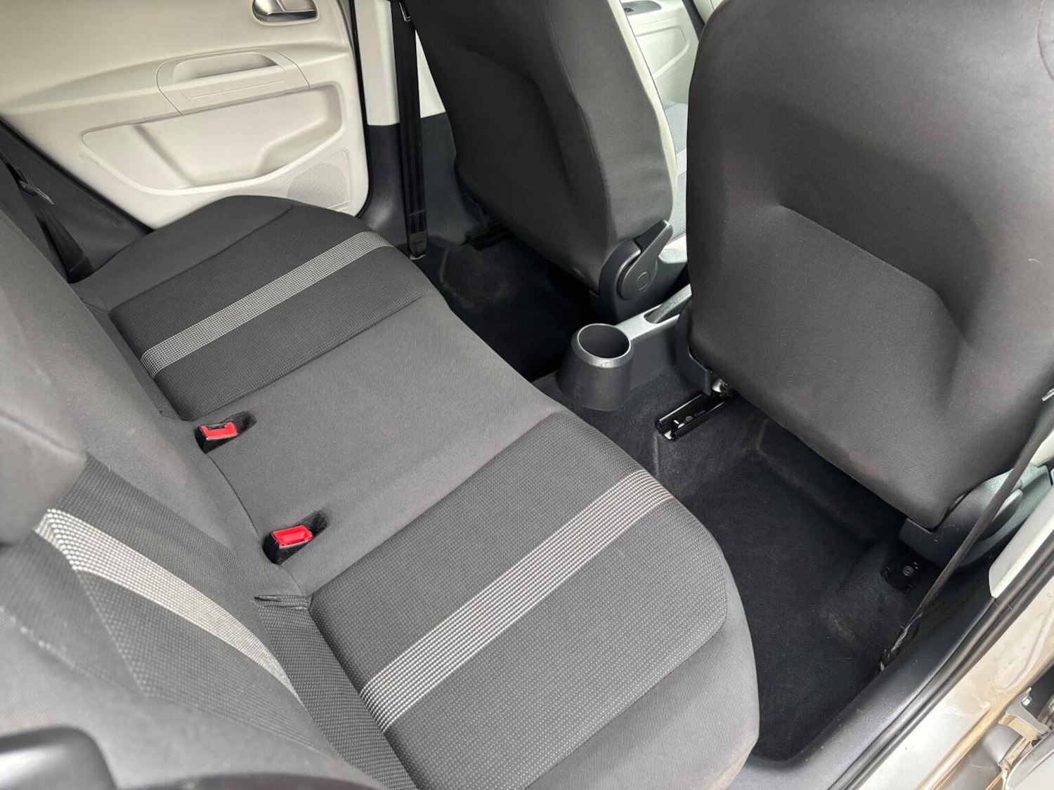 Used Volkswagen up! 2018 for sale - 76483002: Photo 26