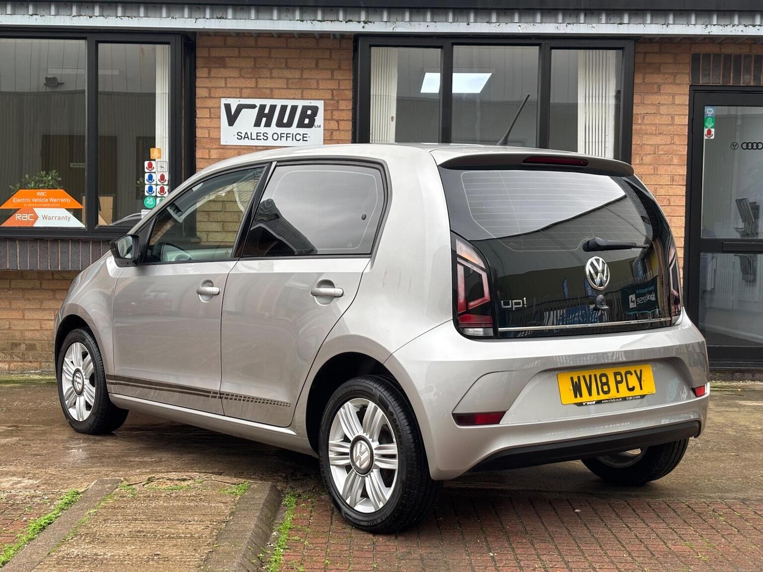 Used Volkswagen up! 2018 for sale - 76483002: Photo 5