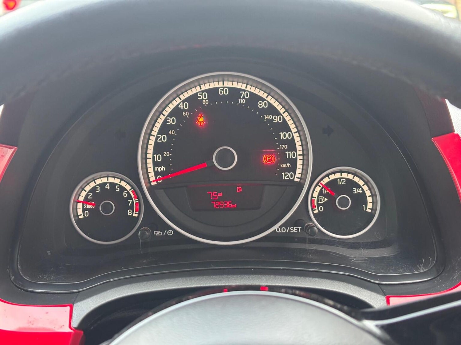 Used Volkswagen up! 2014 for sale - 76560057: Photo 15