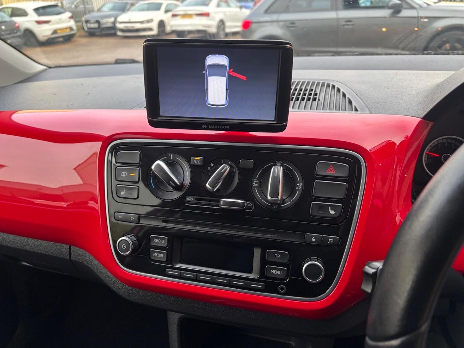 Used Volkswagen up! 2014 for sale - 76560057: Photo 17