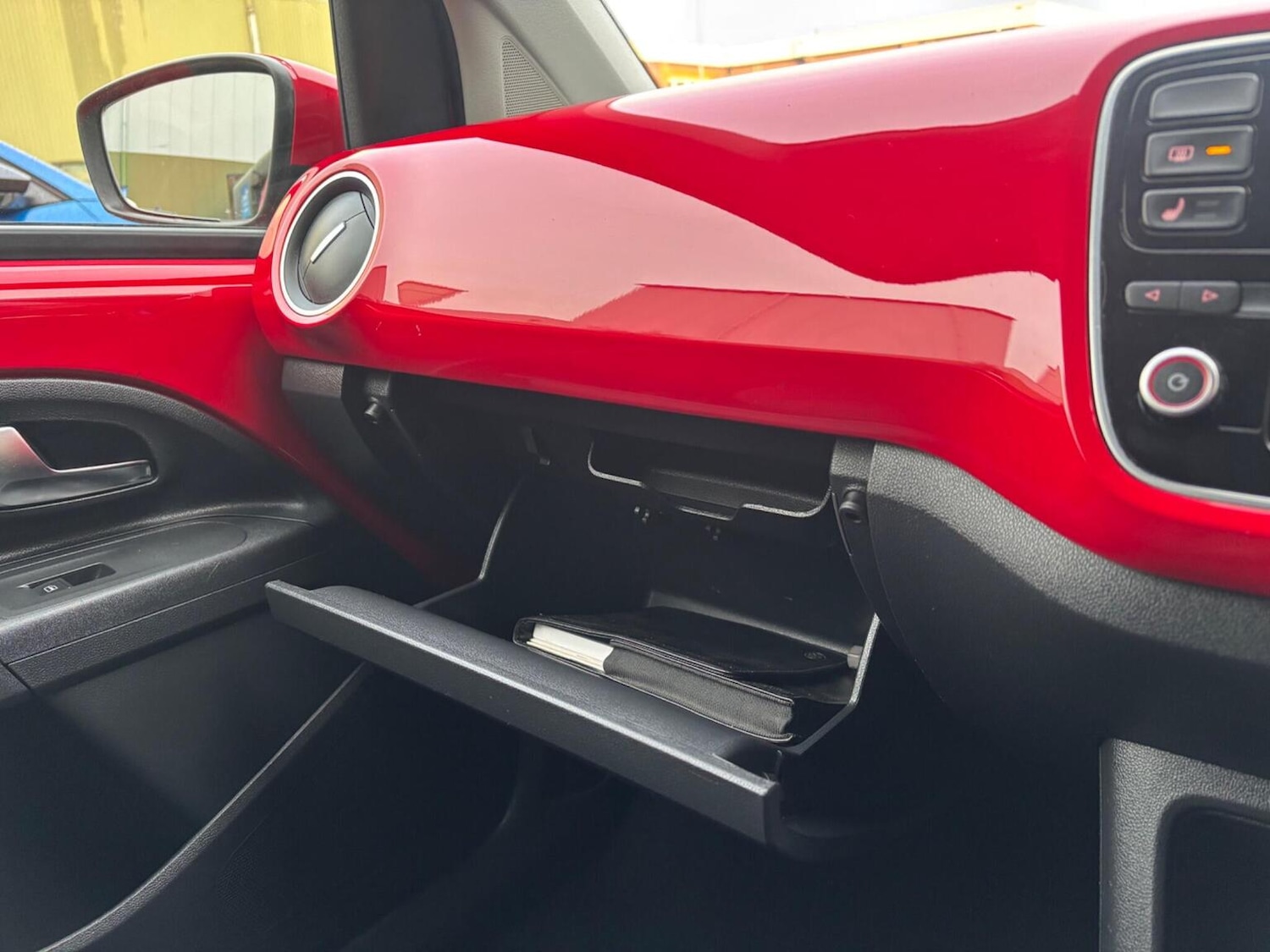 Used Volkswagen up! 2014 for sale - 76560057: Photo 21