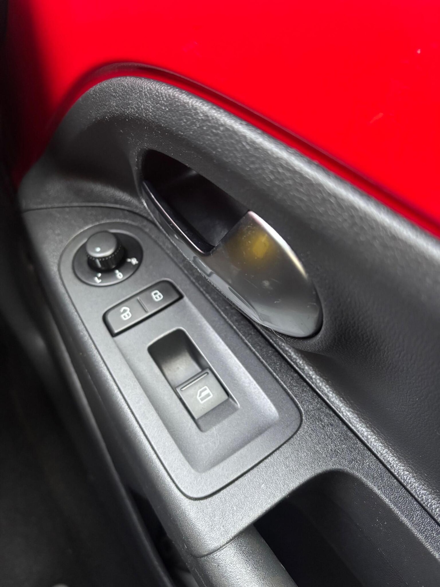 Used Volkswagen up! 2014 for sale - 76560057: Photo 24