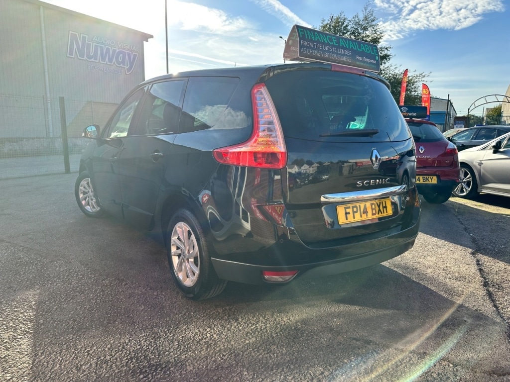 Used Renault Grand Scenic 2014 for sale - 76222952: Photo 17