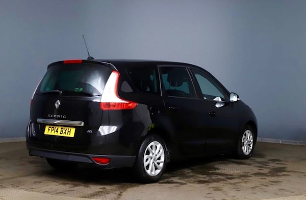 Used Renault Grand Scenic 2014 for sale - 76222952: Photo 2