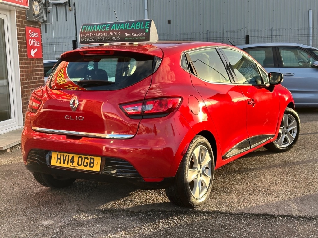Used Renault Clio 2014 for sale - 76312815: Photo 2