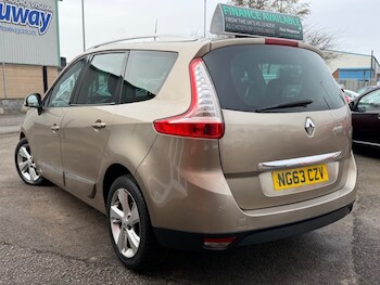 Used Renault Grand Scenic 2014 for sale - 77590209: Photo
