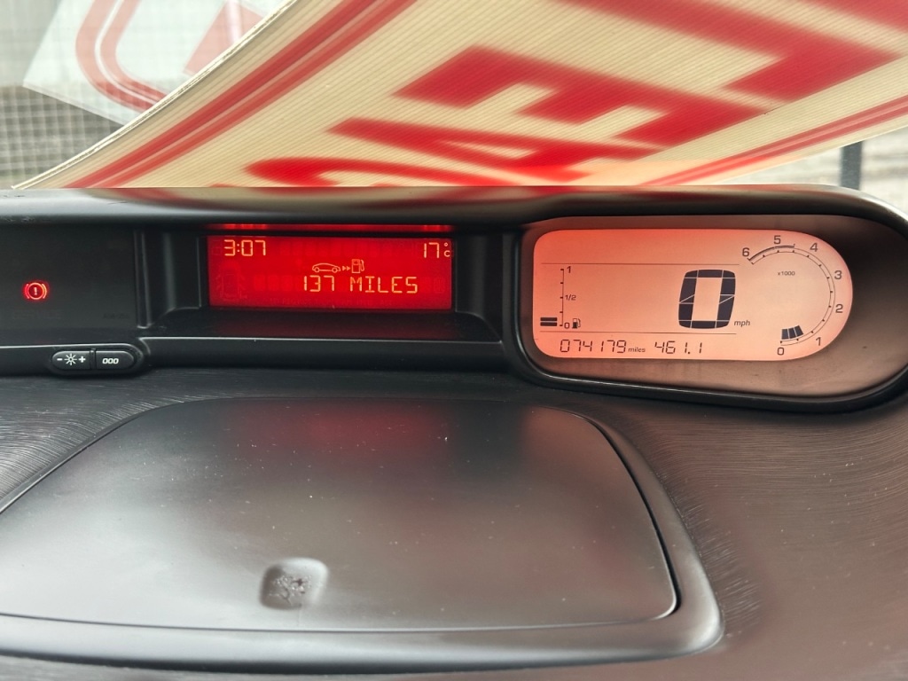 Used Citroen C3 Picasso 2010 for sale - 76469412: Photo 15