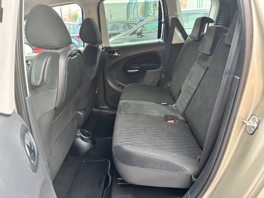 Used Citroen C3 Picasso 2010 for sale - 76469412: Photo 9