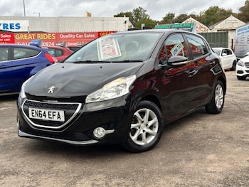 Used Peugeot 208 2015 for sale - 76142829: Photo