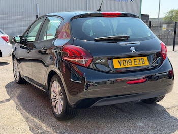 Used Peugeot 208 2019 for sale - 79232934: Photo