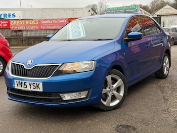 Used Skoda Rapid 2015 for sale - 77520168: Photo