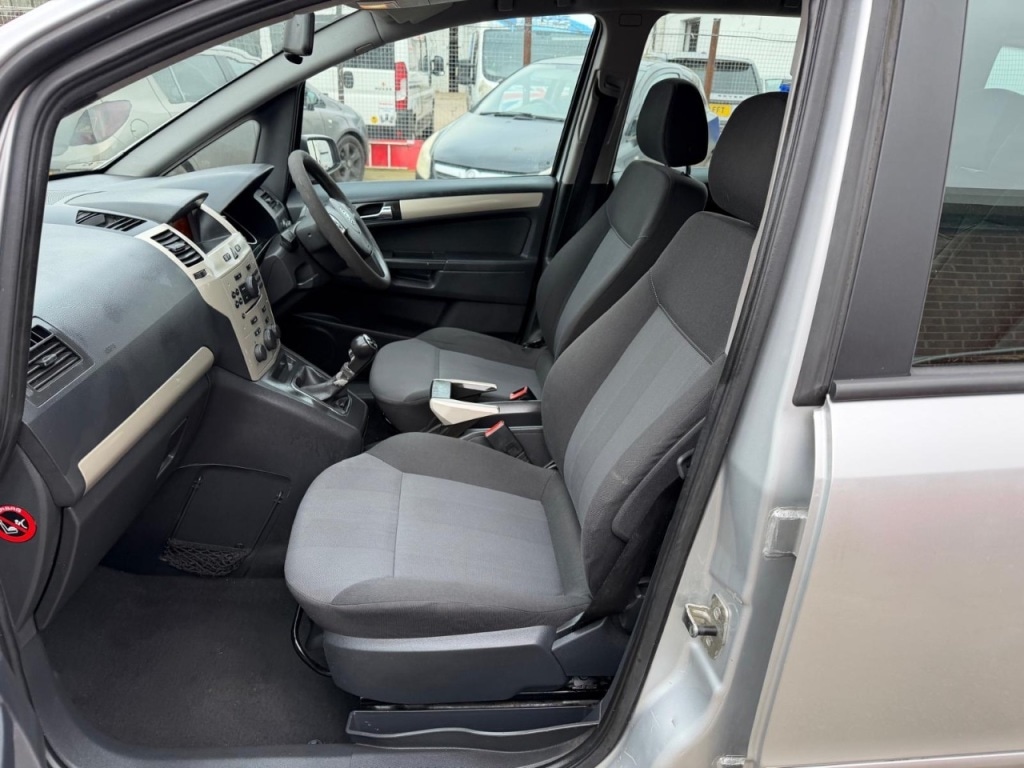Used Vauxhall Zafira 2008 for sale - 77976075: Photo 7