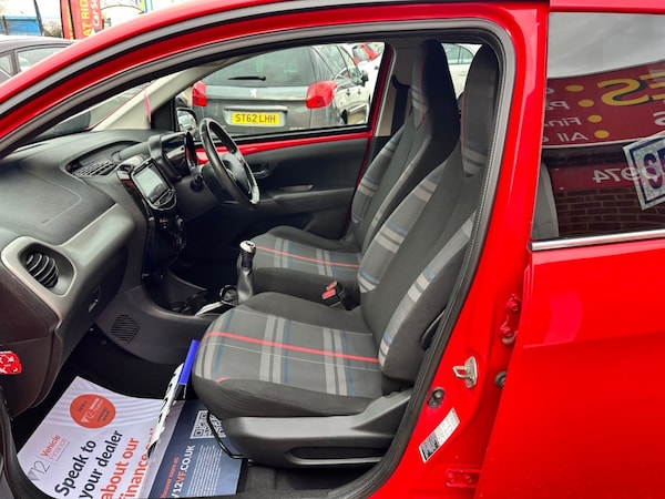Used Peugeot 108 2015 for sale - 73538487: Photo 6