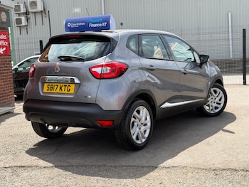 Used Renault Captur 2017 for sale - 79008790: Photo